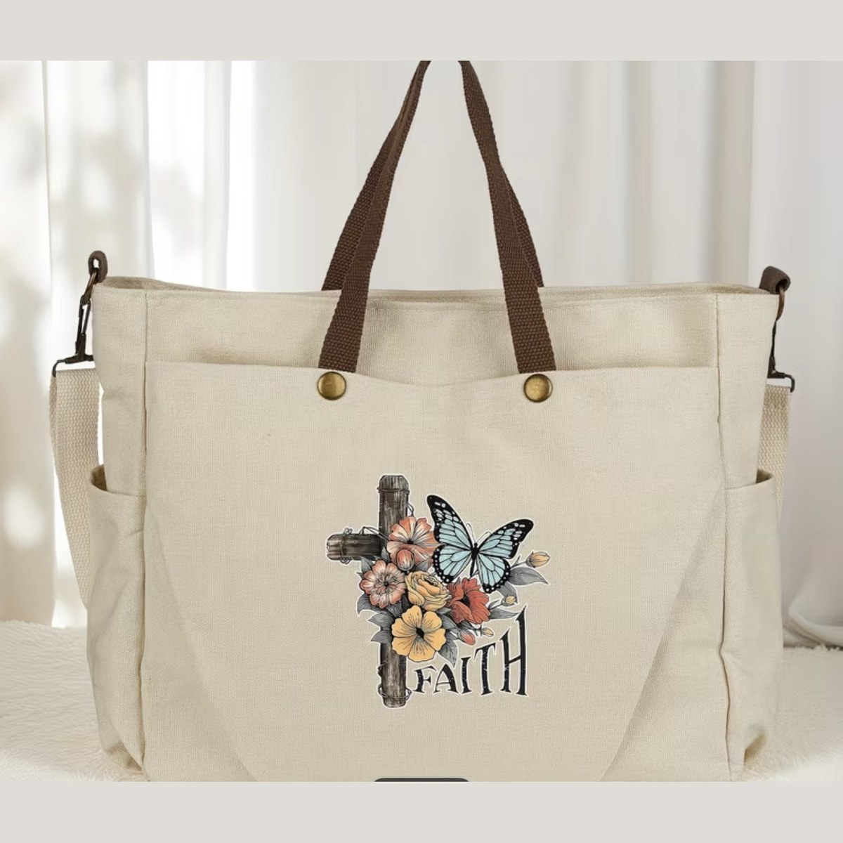 What to Look For in a Christian Tote Bag